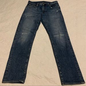 Uniqlo lightly distressed jeans, straight legs. 29” W x 29” L. good condition.